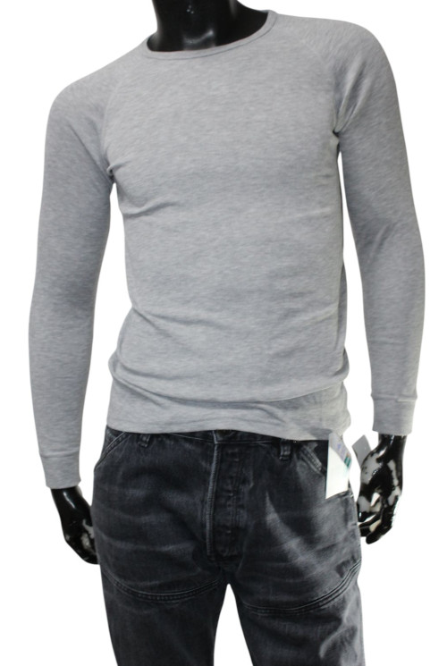 Футболка с длинным рукавом